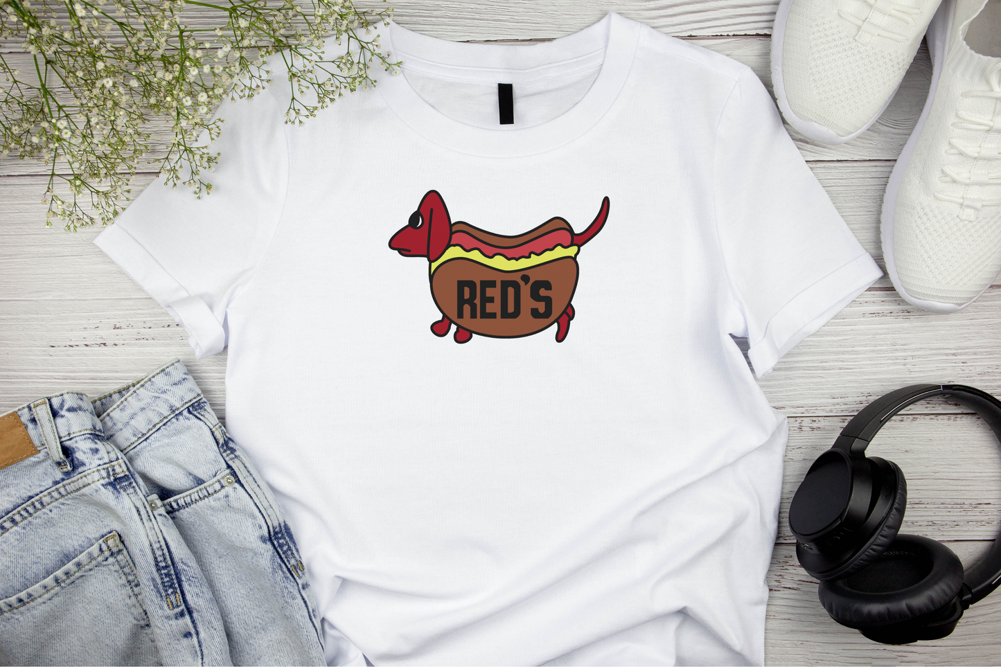 Reds Hot Dog