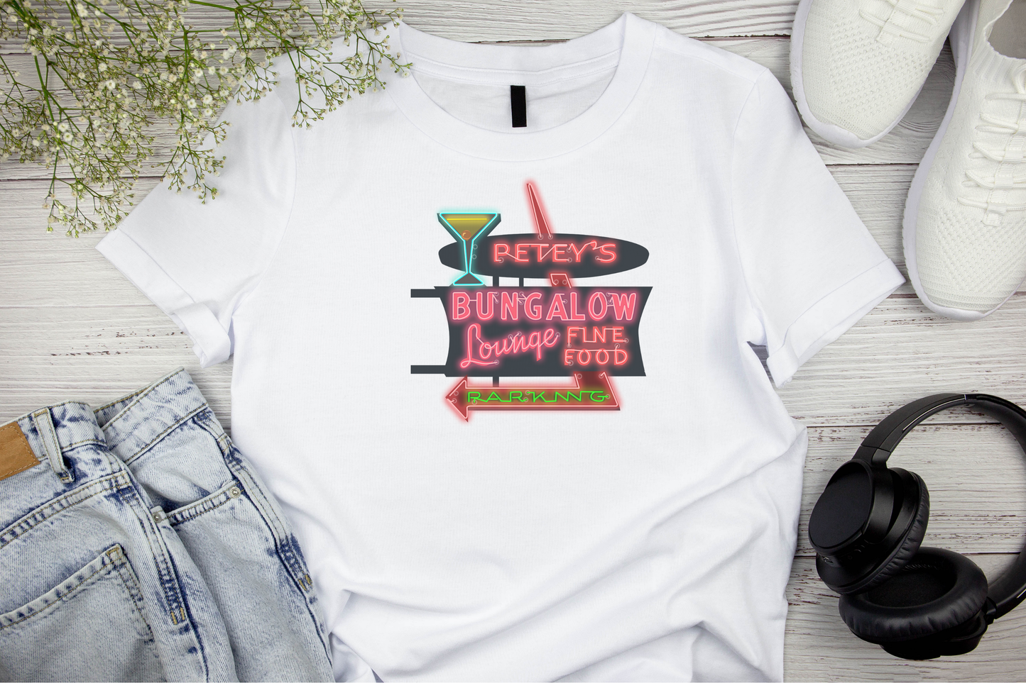 Petey's Bungalow Lounge